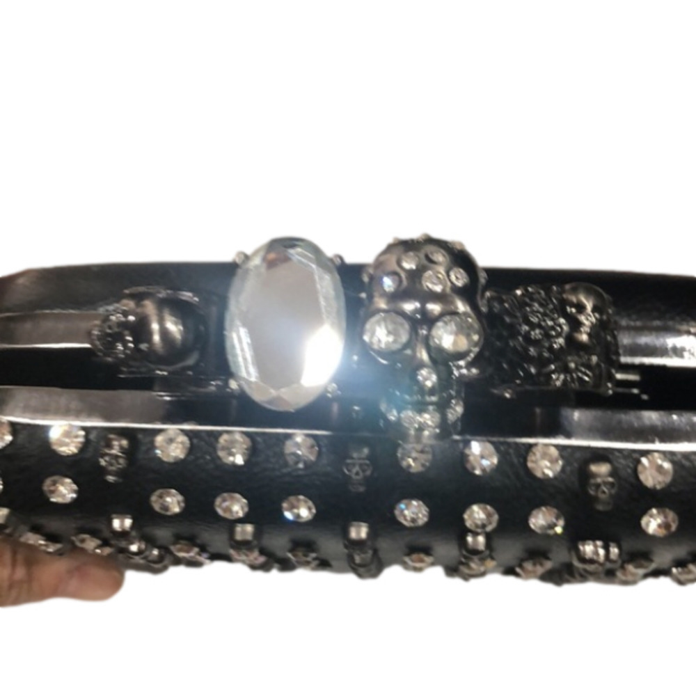 COPY - 001 - KNUCKLES skulls ring , rhinestone hard case clutch long chain. - Picture 10 of 16
